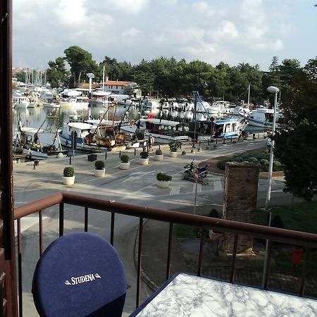 Apartment Mandrac Novigrad Istria Oda fotoğraf