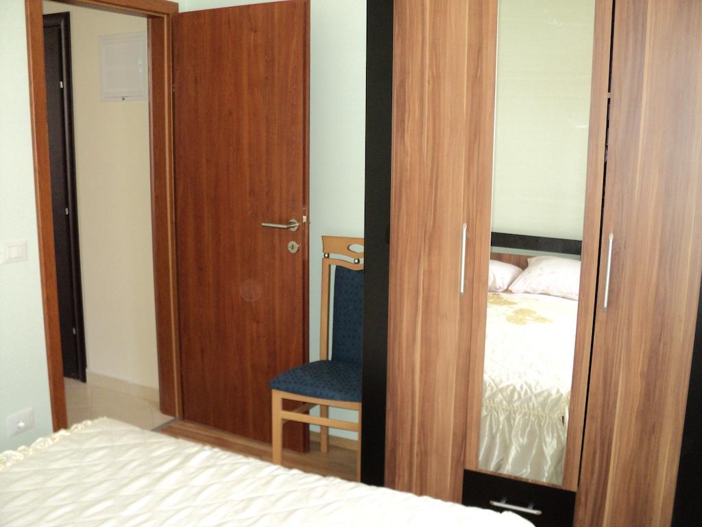 Apartment Mandrac Novigrad Istria Oda fotoğraf